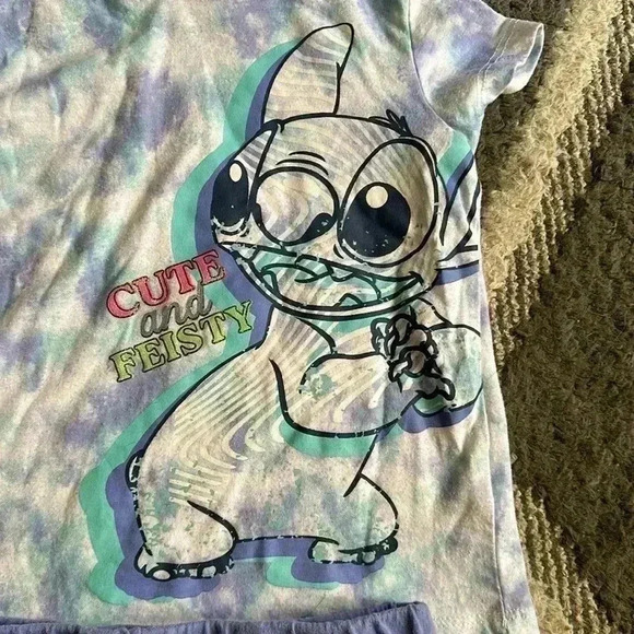 Girls stitch outfit - Picture 2 of 2